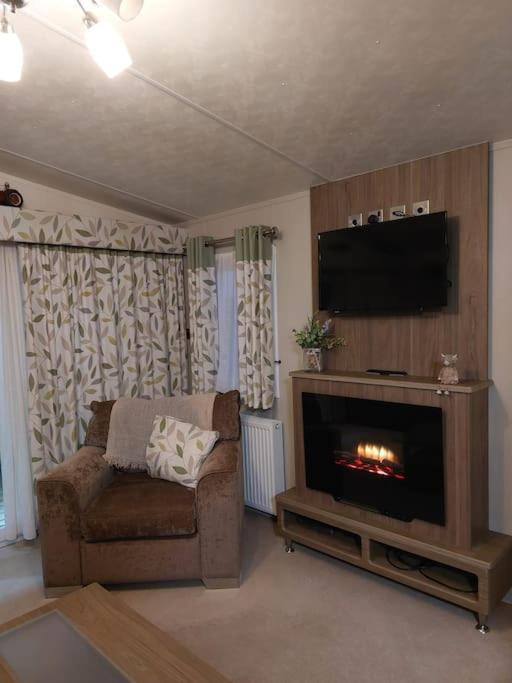 Drumrammer Farm Lodge Ahoghill Extérieur photo